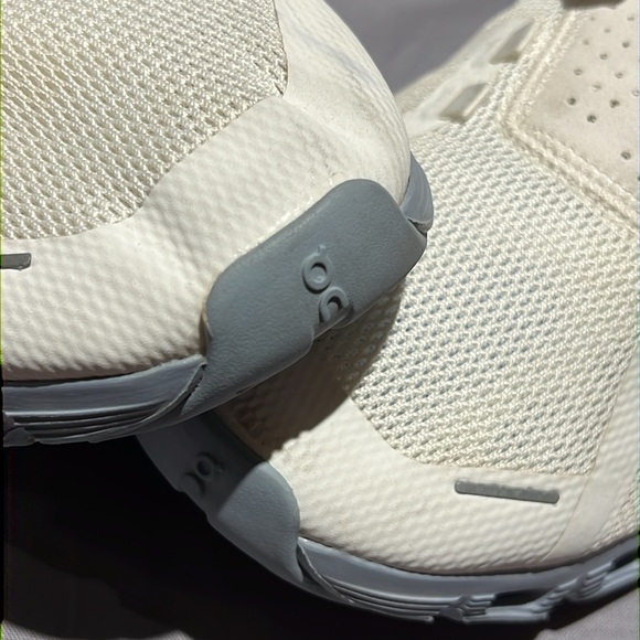 On Running Cloud 5 White Chambray Running Sneakers Shoes Womens Size 9 - Picture 8 of 14